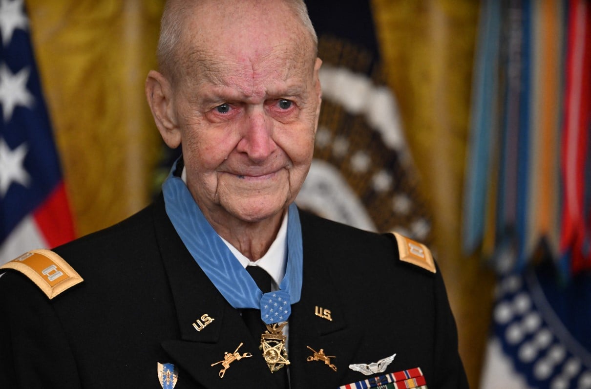 MOAA Member Receives Medal of Honor 