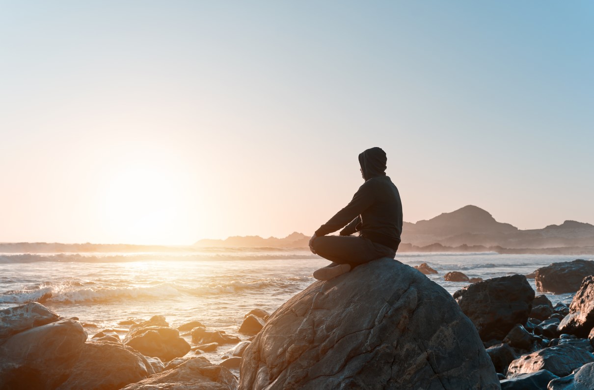 The Science and Benefits of Mindfulness (With a Former Navy SEAL Commander)