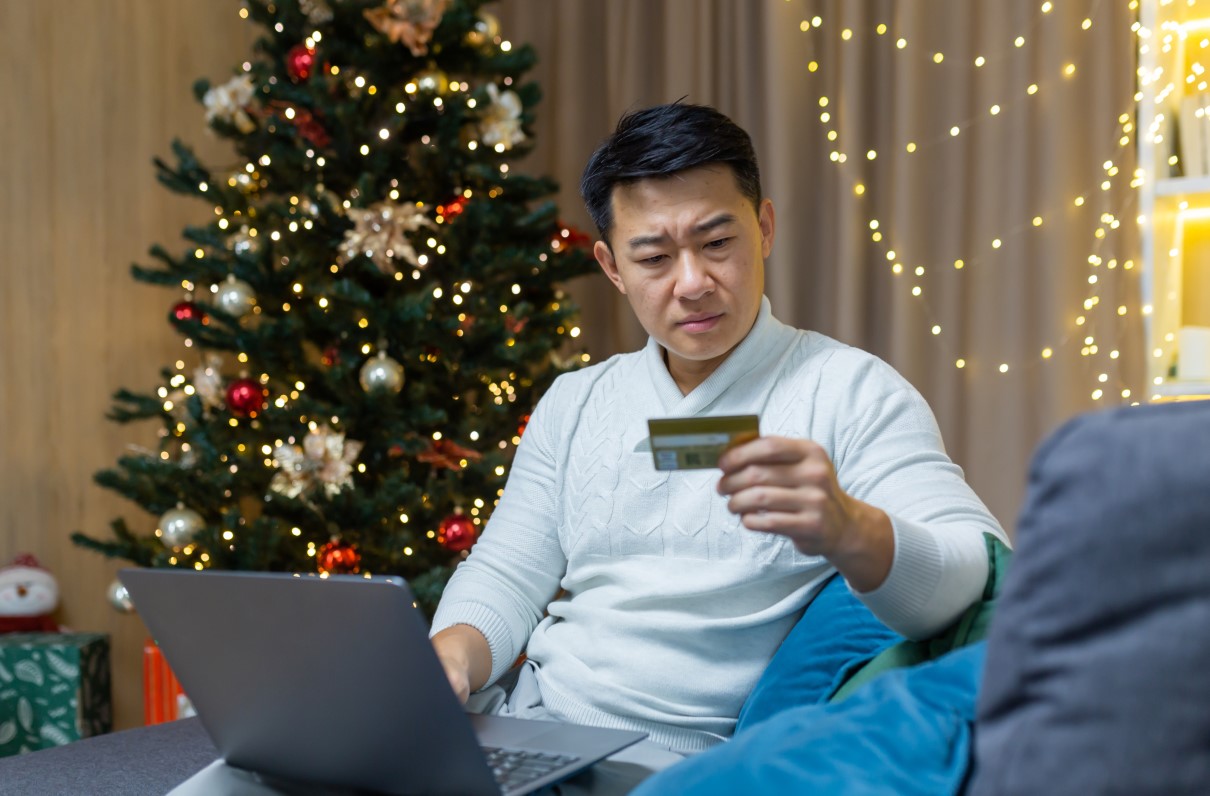 Protect Yourself From Fraud This Holiday Season