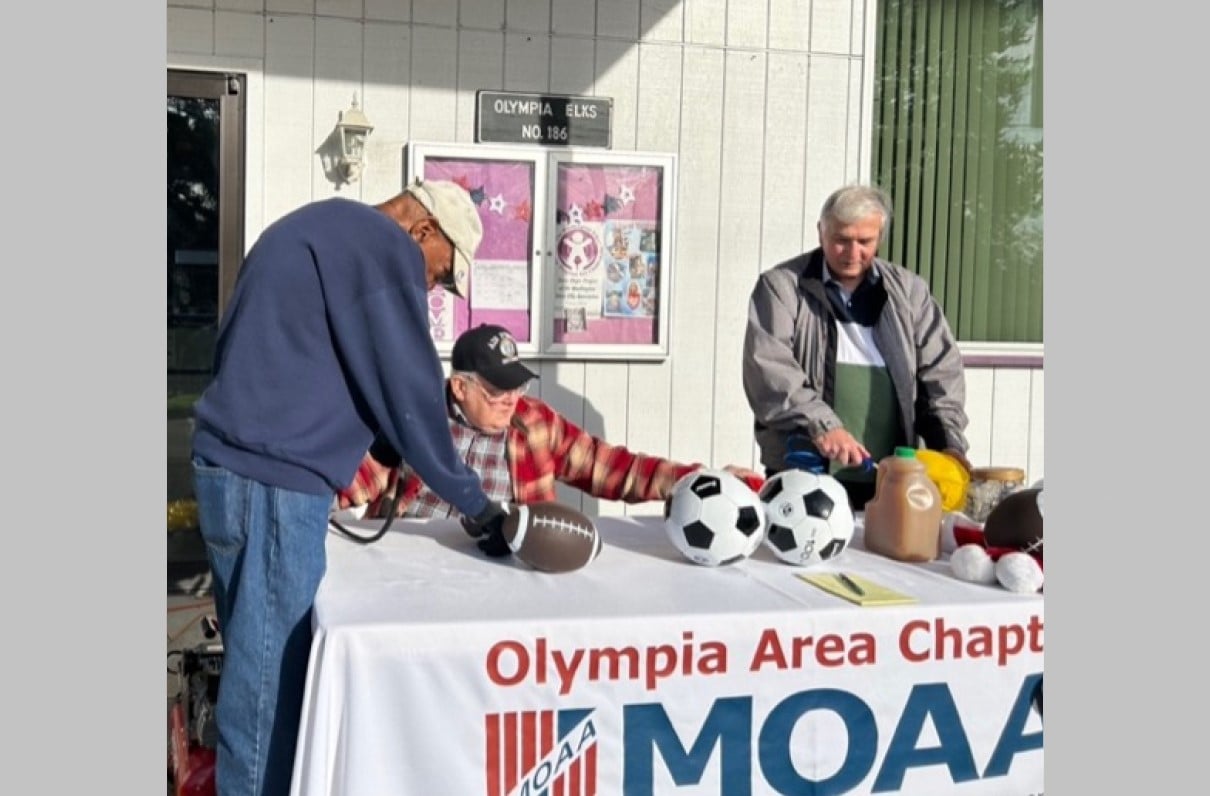 Olympia Area Chapter Donates Over 1,000 Sports Balls for Military Children