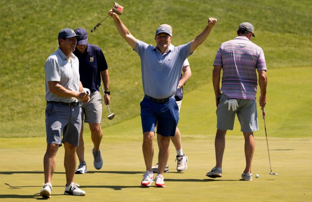 golf26-celebration-internal.jpg