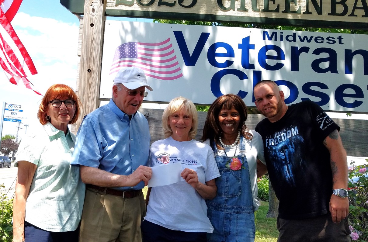 N. Shore and Chicago Chapter Supports ‘Closet’ for Servicemembers, Veterans