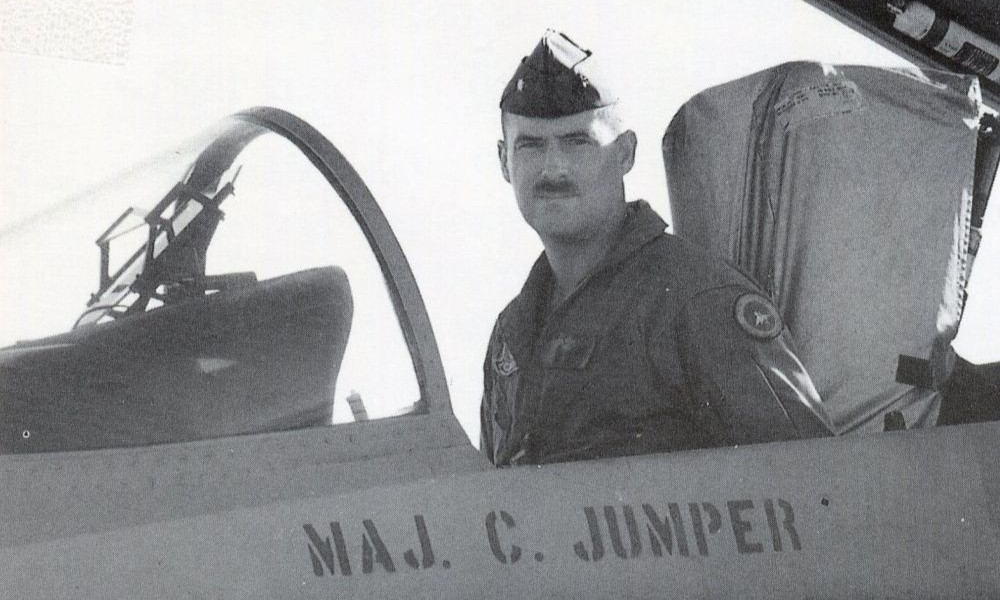 tie-club-jumper-internal.jpg