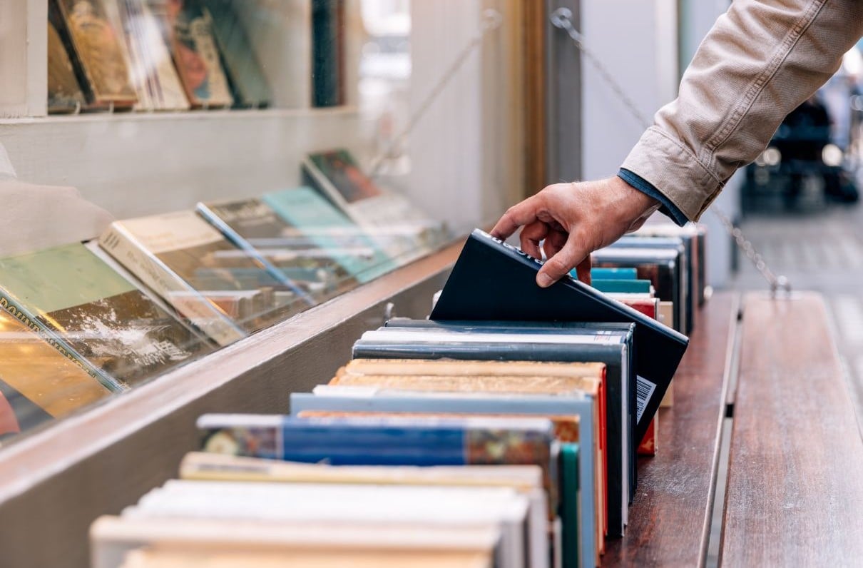 Vietnam, Civil War, and More: 5 Contemporary Books for Your Reading List