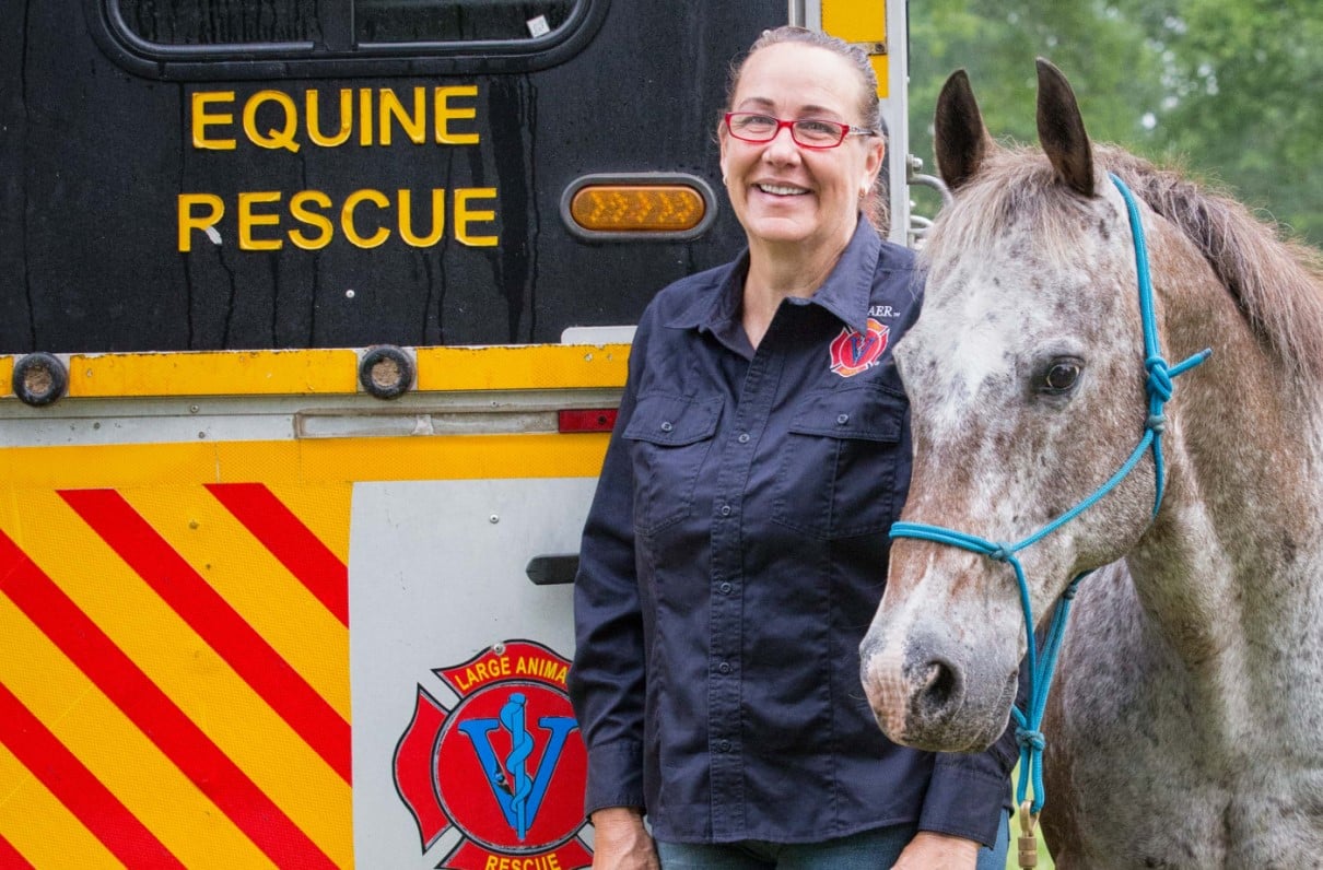 MOAA Member Teaches Large Animal Rescue