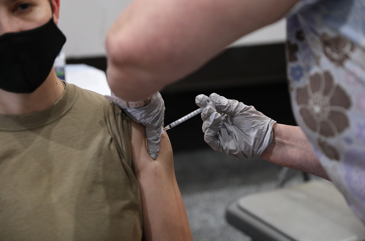 DoD: Active-Duty Troops Now Allowed to Get COVID Vaccines Anywhere