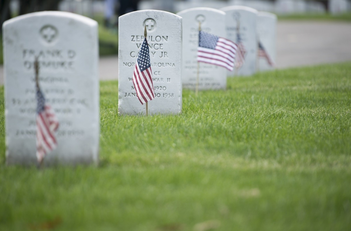 Budget Funds Arlington Cemetery Expansion, Won’t Fix Eligibility Concerns