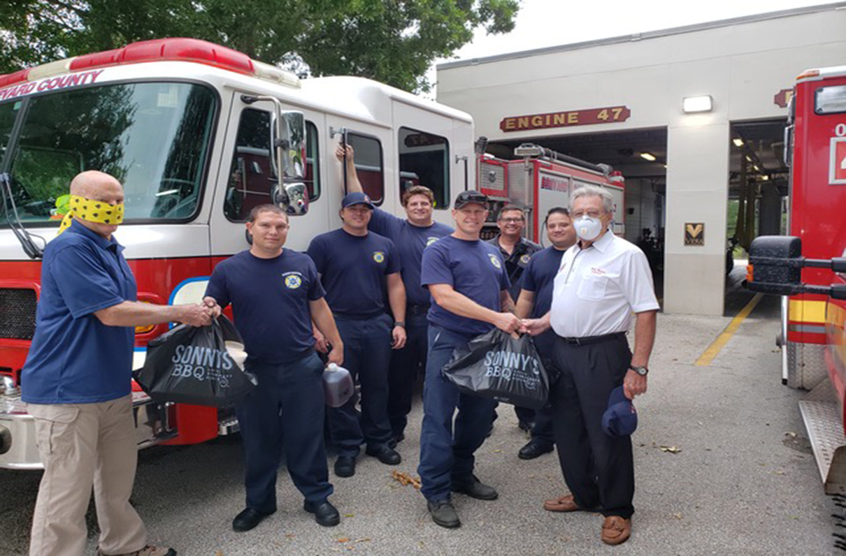 Florida Chapter Delivers Supplies to Local Medical Community
