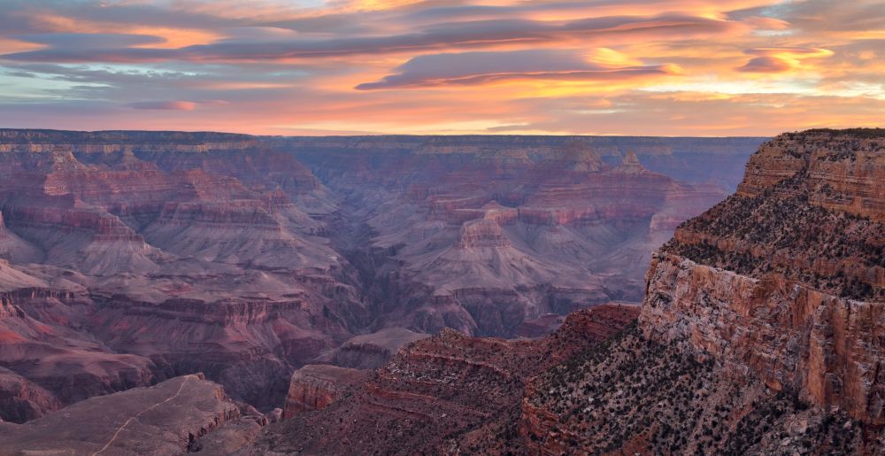 0626-mom-lp-arizona-grand-canyon-internal.jpg
