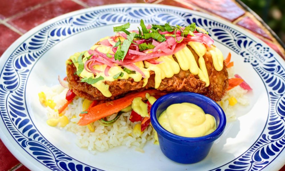 0626-mom-lp-texas-pescado-internal.jpg