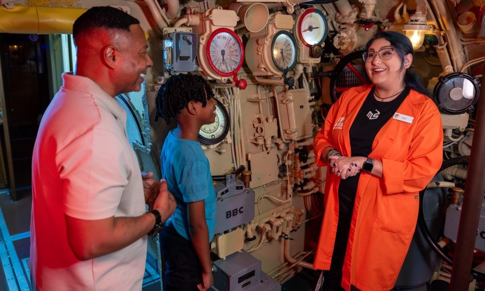 0626-mom-uboat-tour-internal.jpg