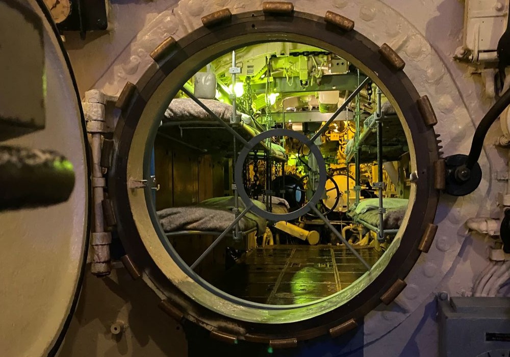 0626-mom-uboat-view-internal.jpg