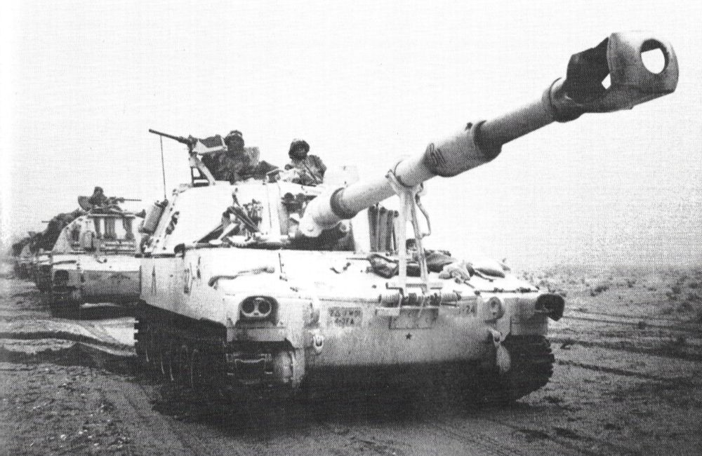 feb26-mom-gulf-war-tanks-internal.jpg