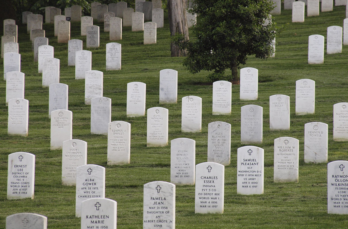 Survey: 90 Percent of Vets Support Tightening Arlington Burial Eligibility