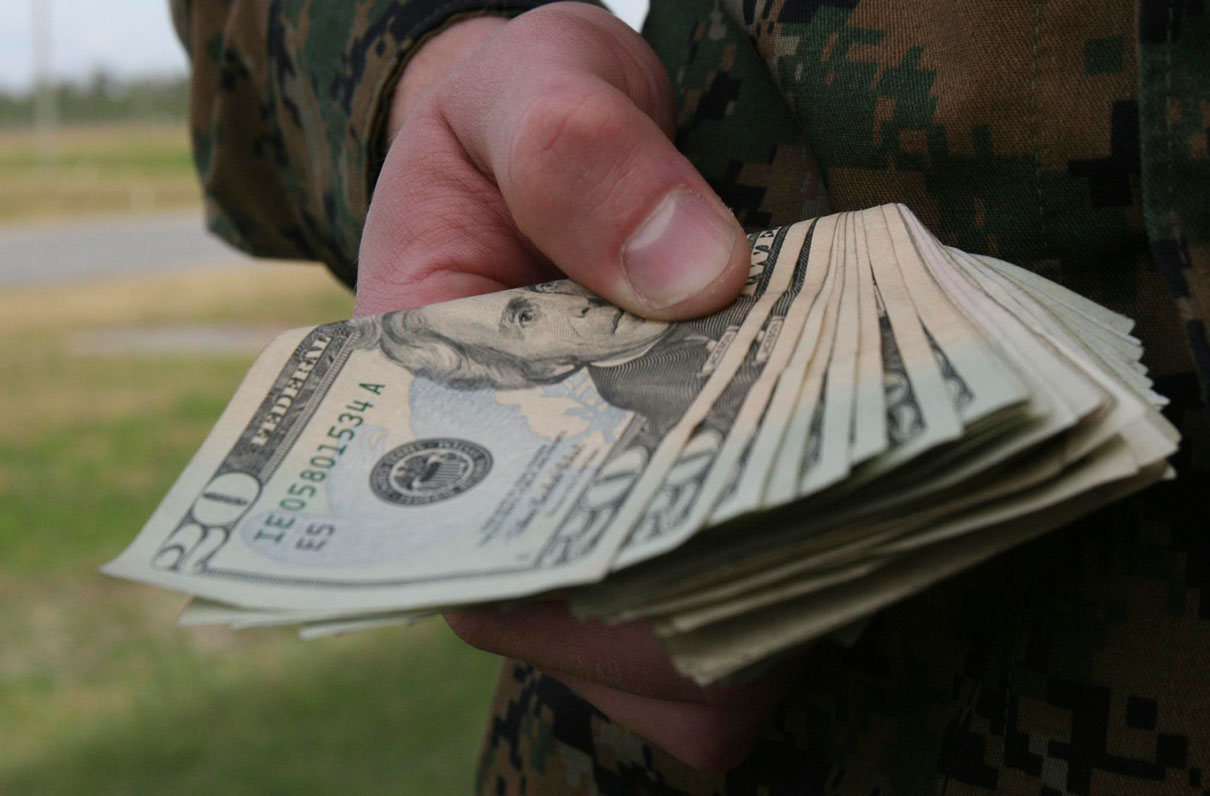 Report Shows Finances a Top Concern for Troops, Families