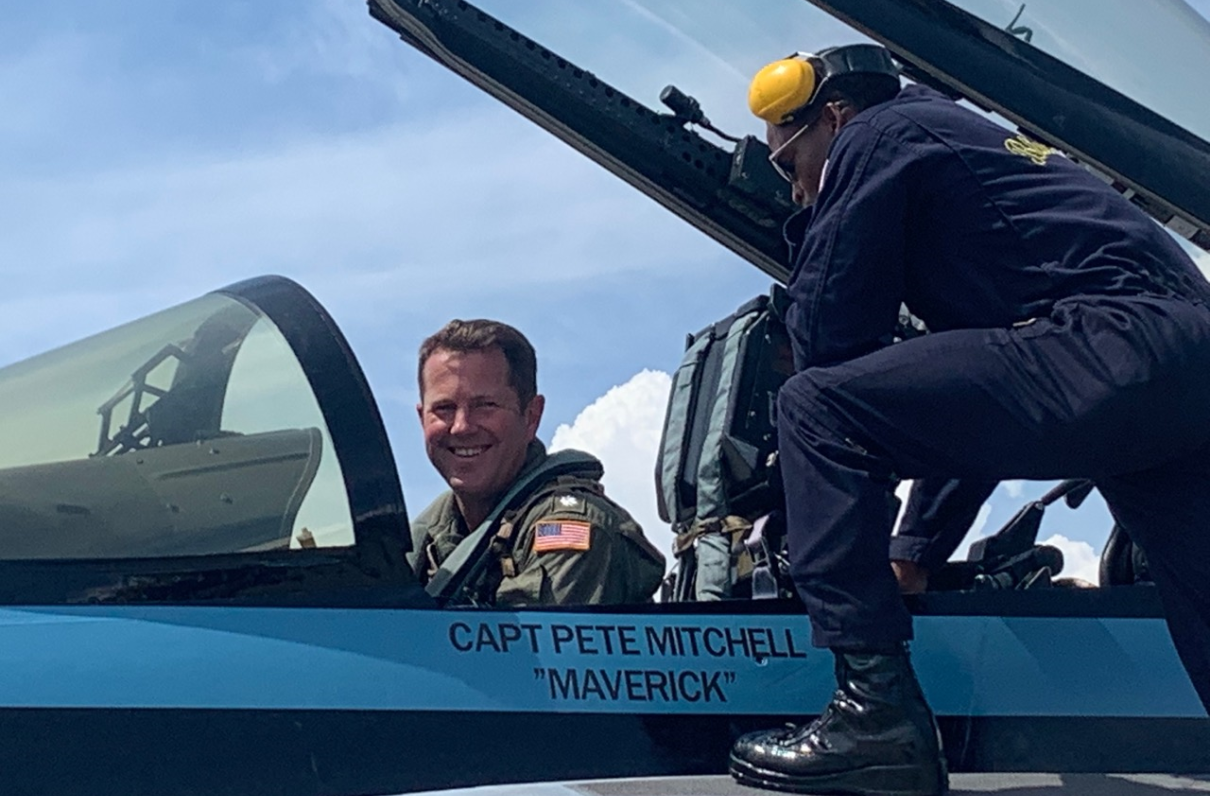 Meet the Retired Navy Pilot Who Flew Tom Cruise’s Jet in ‘Top Gun: Maverick’