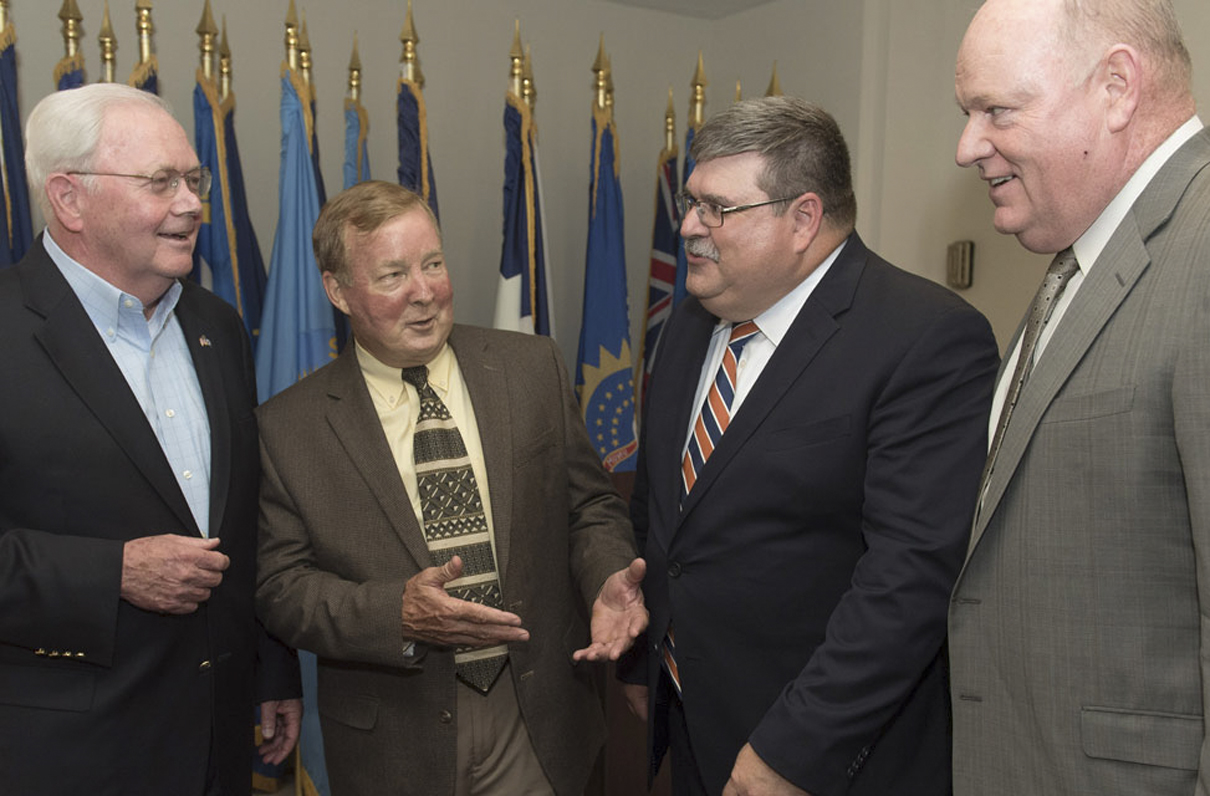 Retiring VA Leader: MOAA Is Essential to Veterans' Health Care