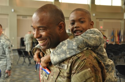 gifts for military dads