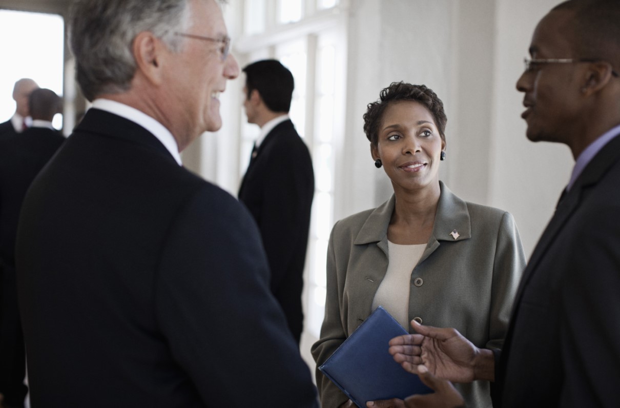 Considering the Senior Executive Service? Let MOAA Help You Get Started