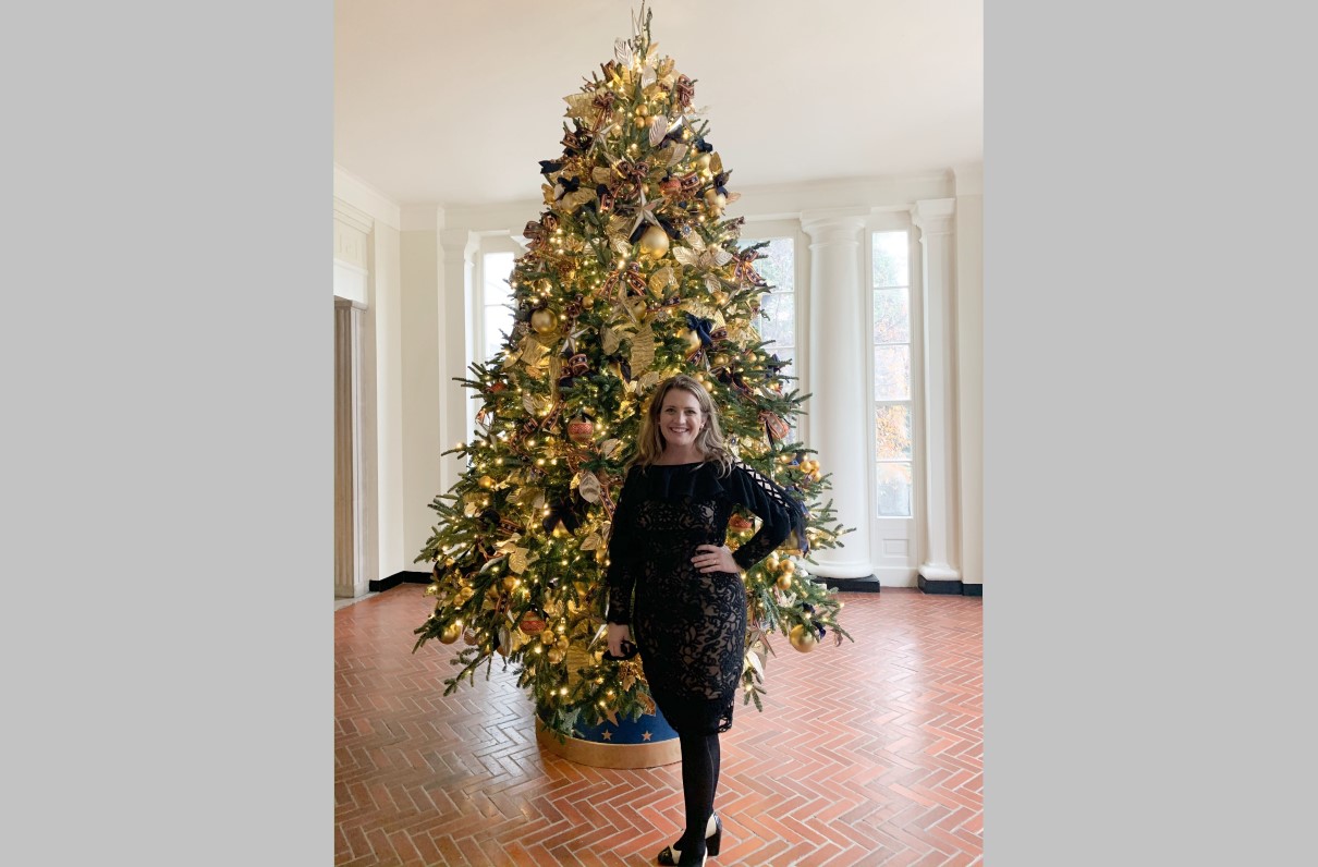 VIDEO: Meet the Army Spouse Who Helped Decorate the White House for Christmas