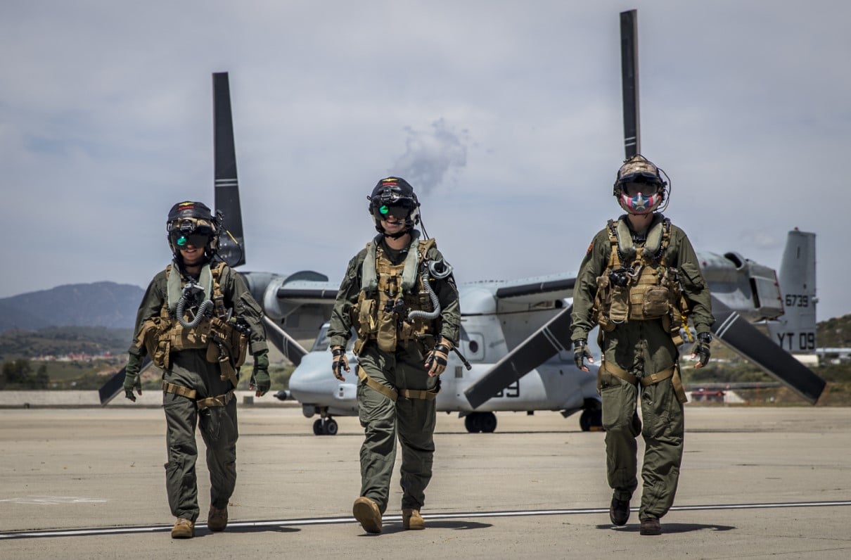 Marines Offer Former Pilots Up to $100K to Come Back to Active Duty