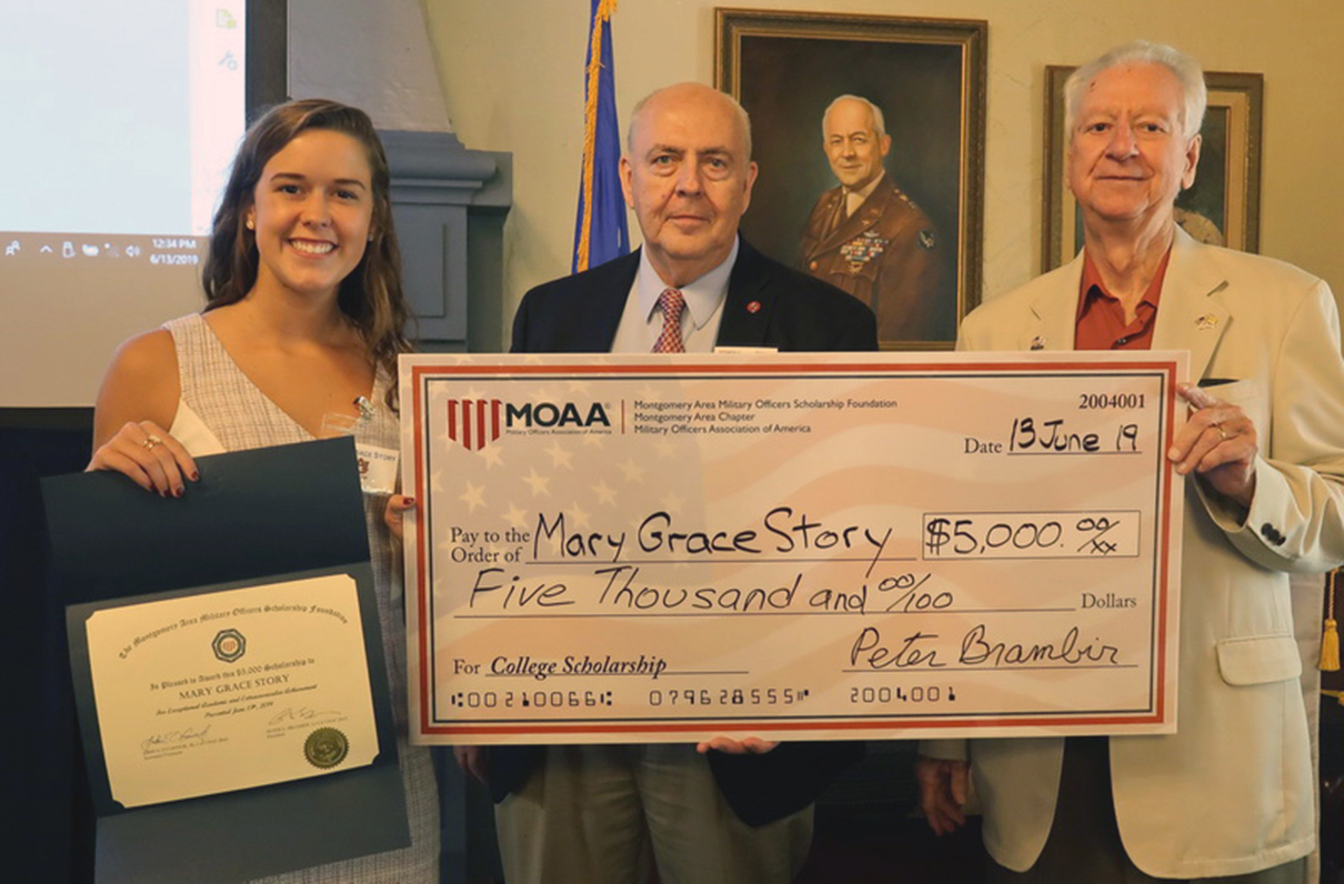 Alabama Chapter Awards Grants to College-Bound Students