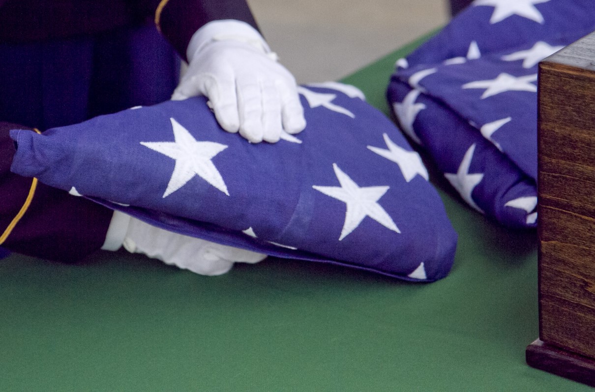 MOAA Member Helps to Provide Military Burials for Unclaimed Remains of Veterans