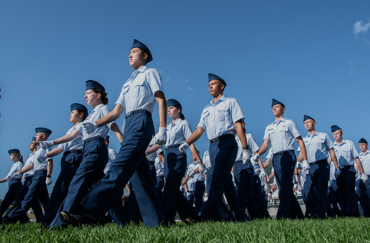 Long-Awaited Policy Allows Cadets, Midshipmen With Children to Stay at Service Academies