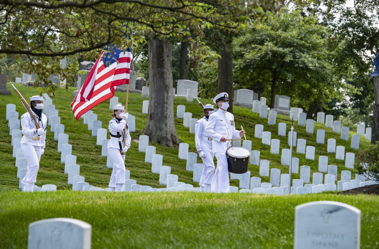 Arlington Announces Limited Reopening to General Public for Gravesite Visits