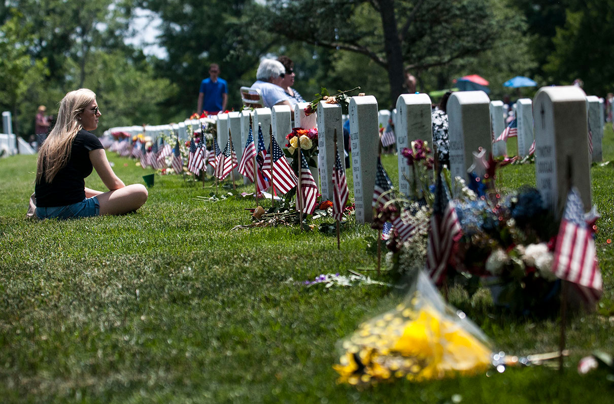 Arlington Cemetery Implements 100% ID Checks Amid Iran Fears